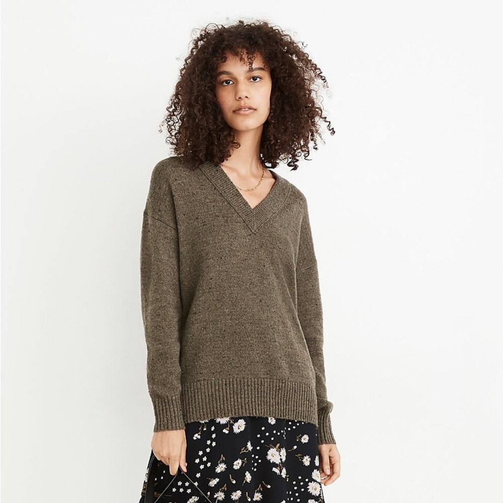 Madewell Donegal Bartlett V-Neck Pullover Sweater in Coziest Yarn Wool Blend